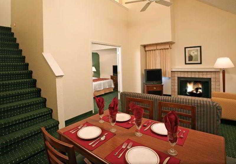 Sonesta Es Suites Оклахома-Сити Ресторан фото
